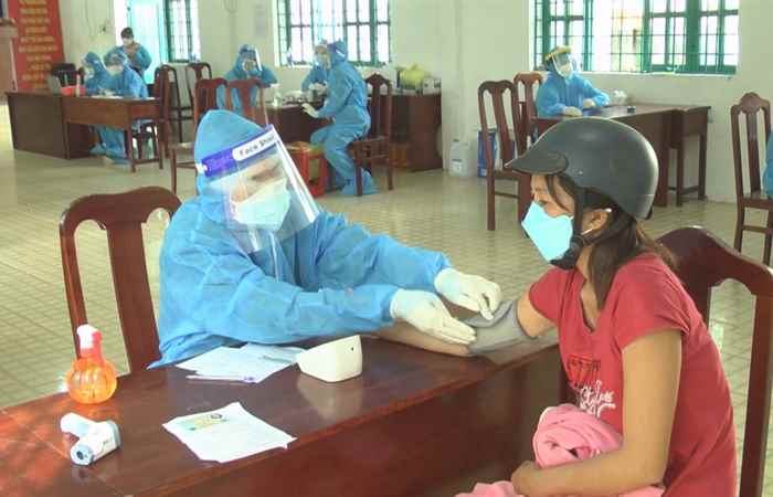Bản tin chung tay phòng, chống dịch COVID-19 (18-12-2021)